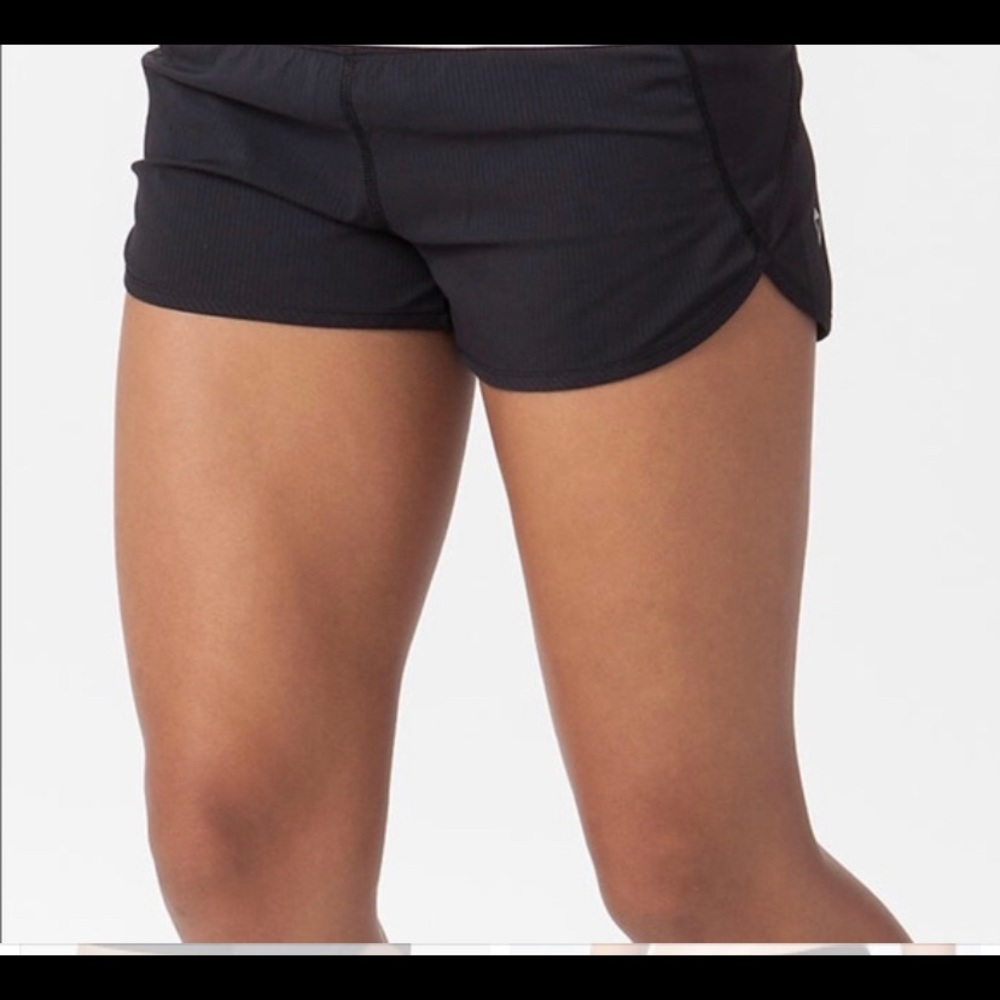 Ivivva shorts